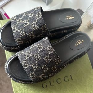 Gucci Platform Slides